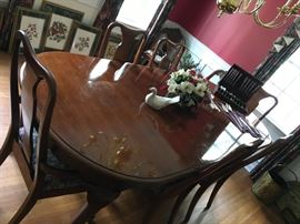 Dining Table, 2 leaves, 6 Chairs