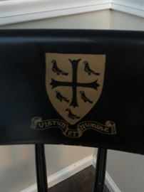 logo for chair
