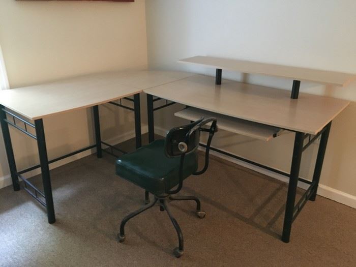 L shaped desk and chair
