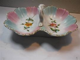 Vintage ELIOS Pottery Hand Painted Flowers Scallo