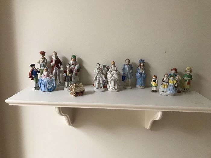  Japan figurines