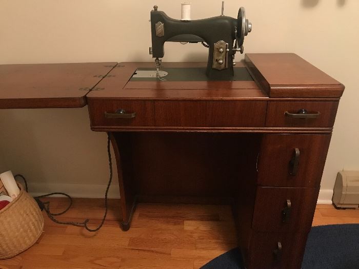 1927 White Sewing Machine in Cabinet