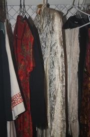 VINTAGE CLOTHES