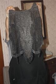 VINTAGE LACE BEADED AND MESH COLLOR