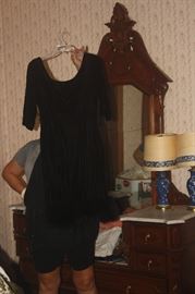 VINTAGE BLACK DRESS