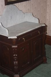 VINTAGE VICTORIAN WASH STAND