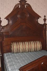 VICTORIAN BED