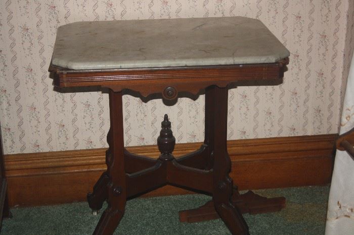 PARLOR TABLE