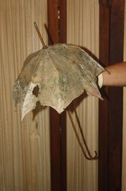 VICTORIAN CHILD'S PARASOL