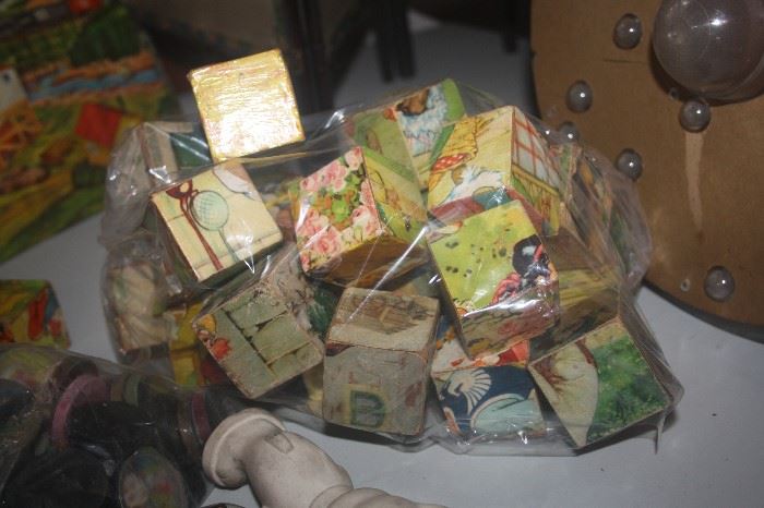 VINTAGE WOOD BLOCKS