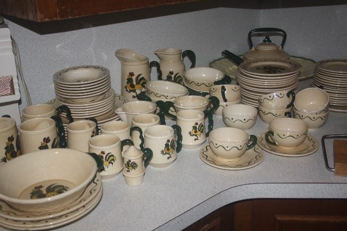 METLOX POPPYTRAIL "ROSSTER" DINNERWARE