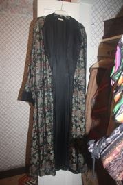 VINTAGE CLOTHES