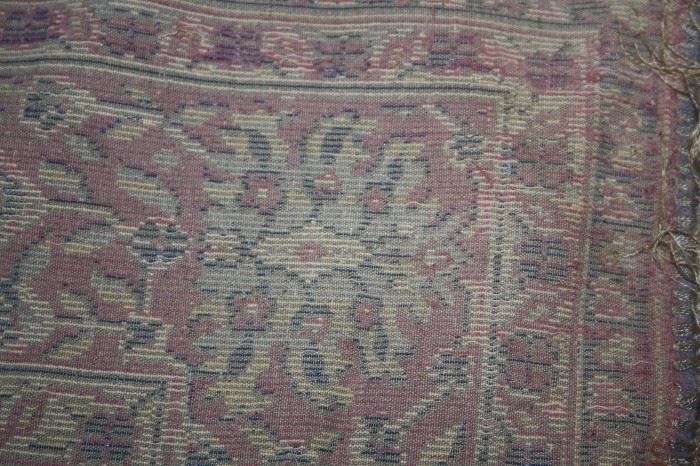 VINTAGE RUG