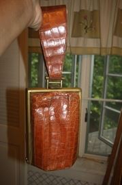 VINTAGE GATER PURSE