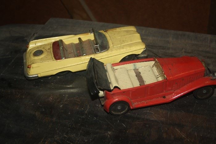 VINTAGE CARS