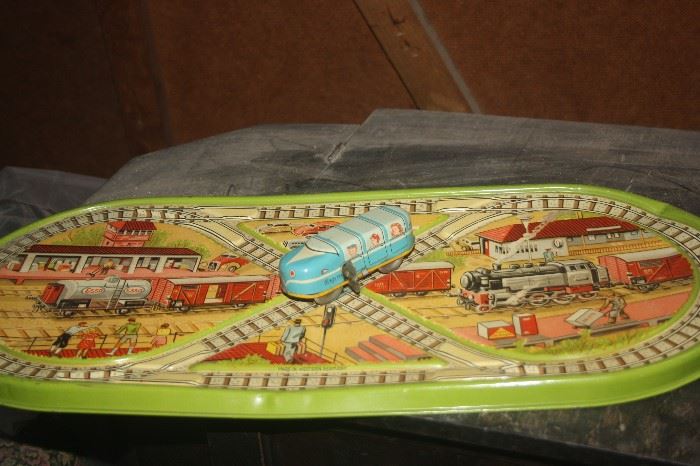 VINTAGE TOYS