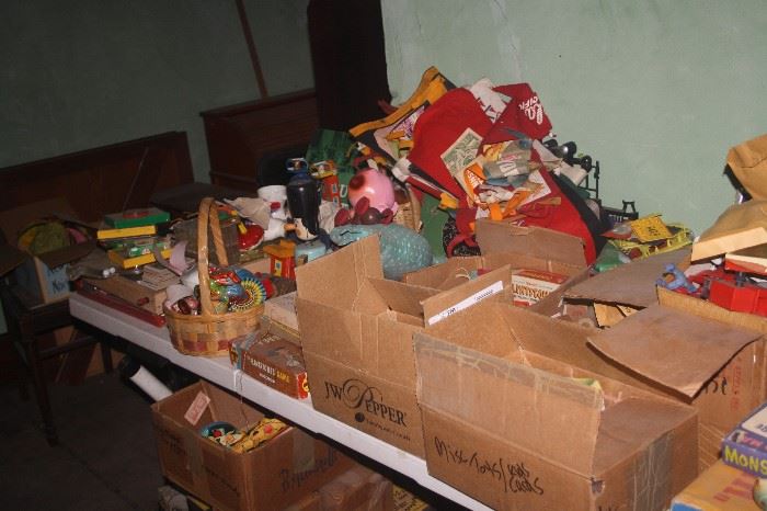 VINTAGE TOYS