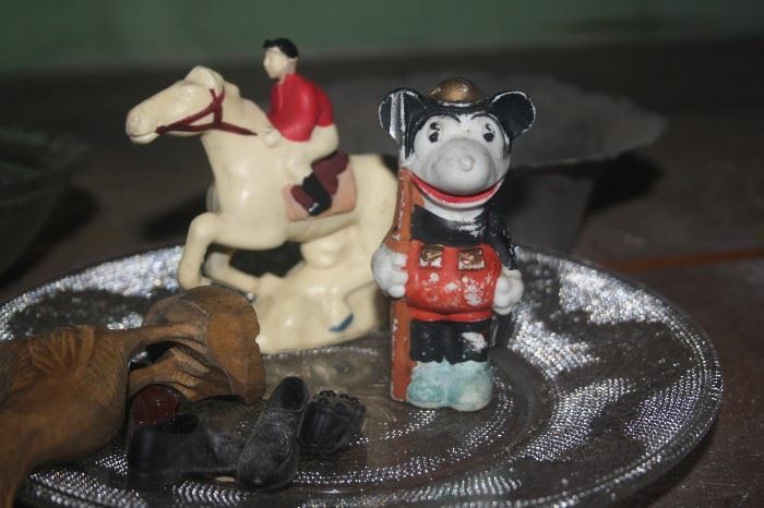 VINTAGE MICKET MOUSE