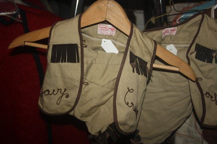 VINTAGE CHILD'S DAVY CROCKET OUTFIT