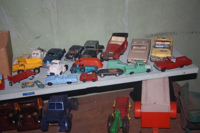 MORE VINTAGE TOYS ~ CARS AND TRUCKS