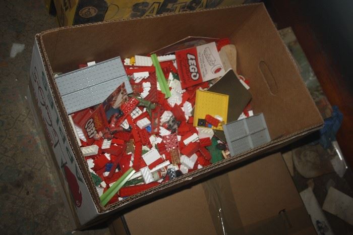 MORE LEGO