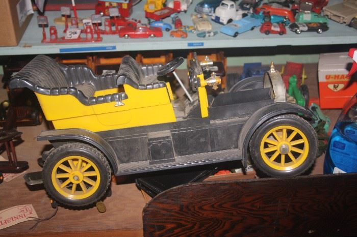 MORE VINTAGE TOYS