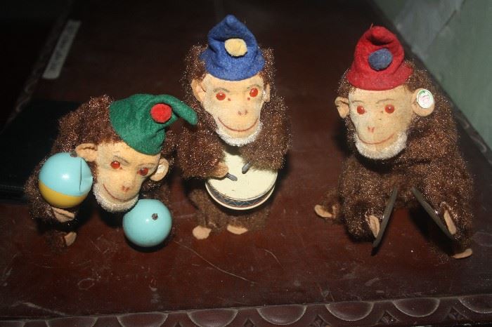 MORE VINTAGE TOYS