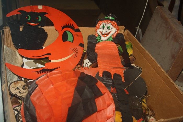 VINTAGE HALLOWEEN