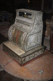 VINTAGE CASH REGISTER