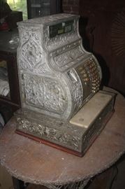 VINTAGE CASH REGISTER