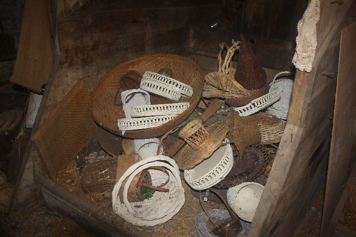 LOADS OF BASKETS