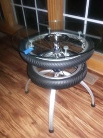 REcycle REpurpose bicycle wheel accent table
