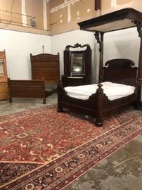 Plantation Style, Circa 1830's 1/2 Teaster Double Bed, fully refinished Mahogany in French wax. 8'11" Tall x 70" Wide.                           