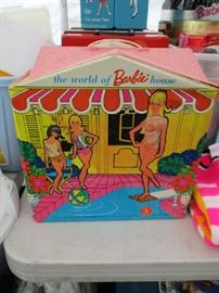 BARBIE CASE HOUSE