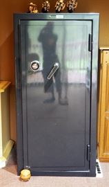 Browning Pro Steel Gold Series Combination Safe 60" x 30" x 23"