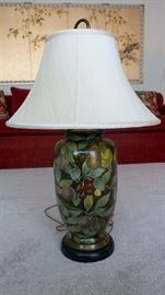 Table lamp with fruit design base