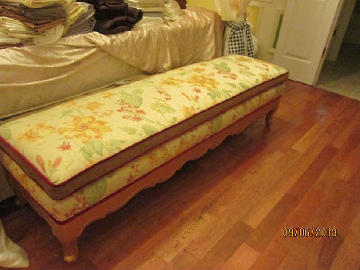6' BED BENCH