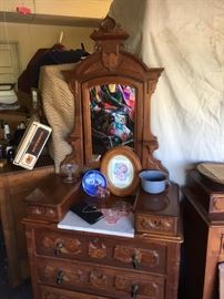 Victorian walnut dresser with mirror