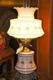 Vintage 2 light lamp