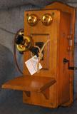 Country Belle Wooden Radio by Guild, Model 556, 1950s