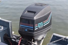 Boat motor 85 Force