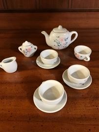 Miniature tea set (12 piece set)