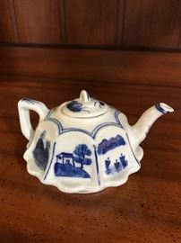 Miniature Tea pot