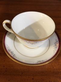 Noritake Villa Haven tea cup and saucer