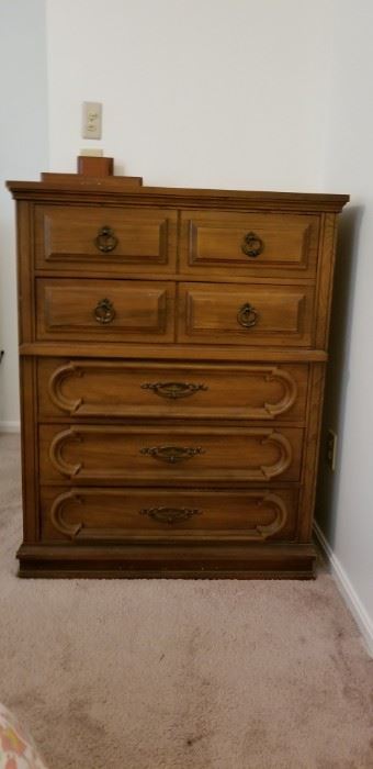 5 Drawer Hardwood Chest 