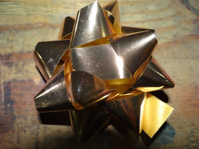 3 Cases Of Copper 3.5 Inch Star Bows