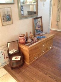 Drawered storage chest