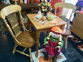 Small Square Table with 2 Nice Chairs