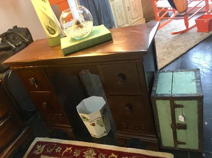 Small 4-Drawer Desk and Vintage Child's Green Trunk