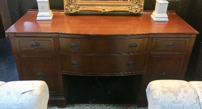 Beautiful Mahogany Buffet with curved front and bowed drawers